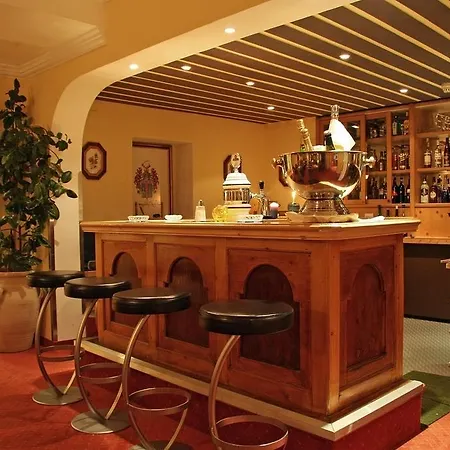 穆斯尔克鲁伊兹酒店 酒店