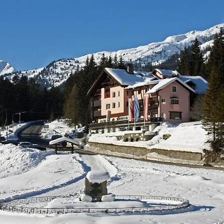 Hotel Mooserkreuz 3*